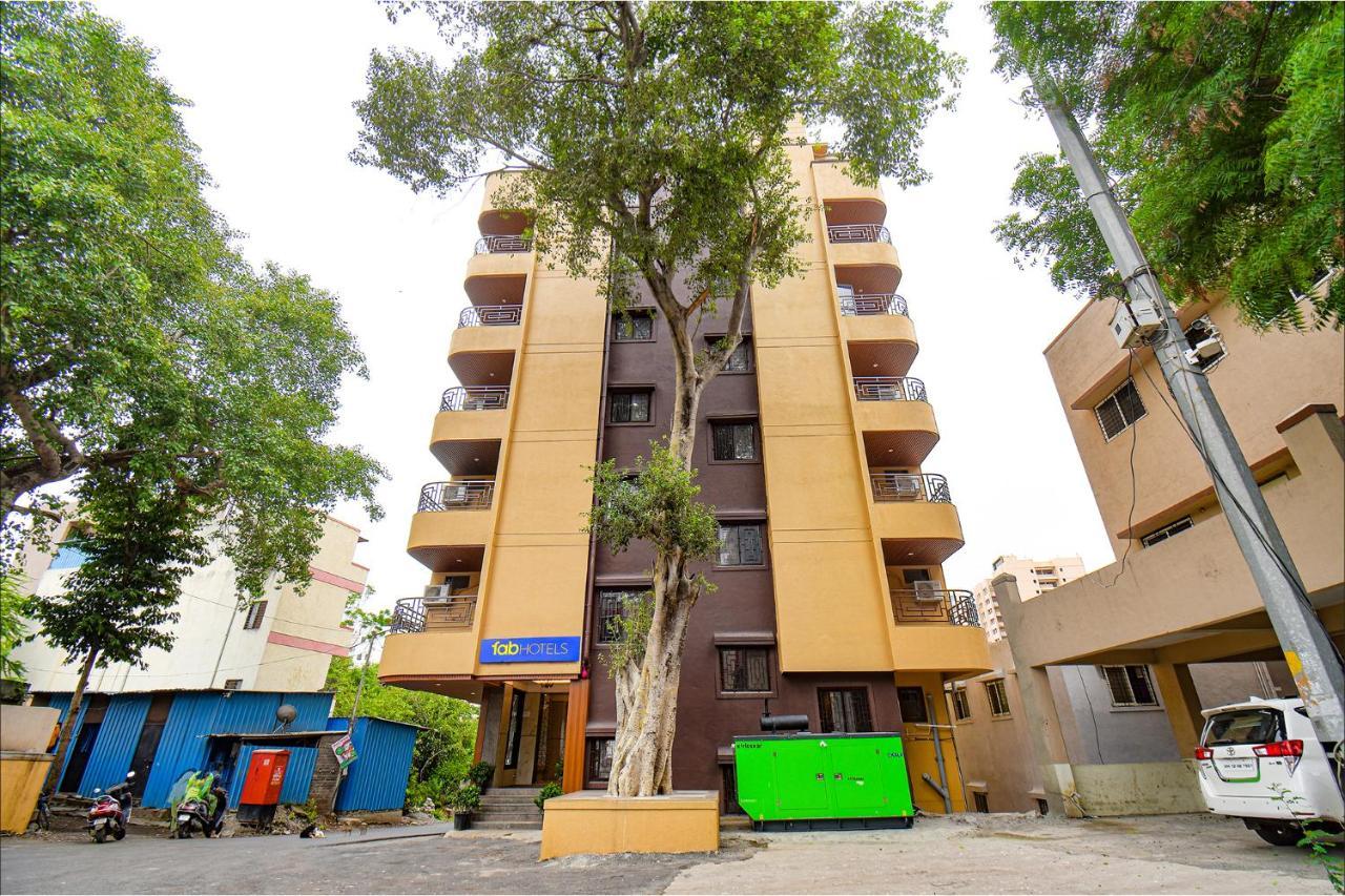 Fabhotel Gaurav Galaxy プネ エクステリア 写真